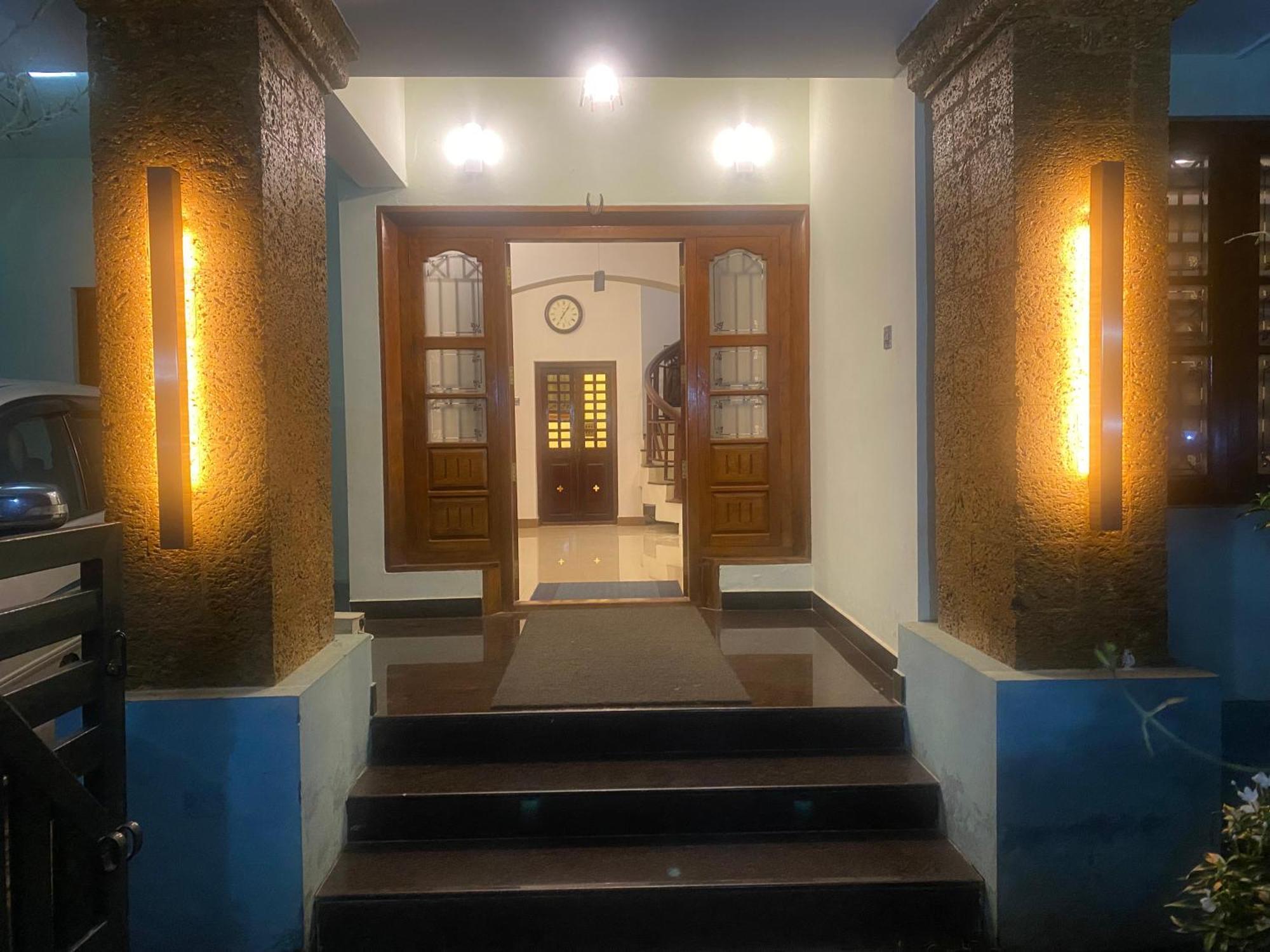"Radhas" 4Br Villa In Gated Spring Field Community, Канур Екстериор снимка